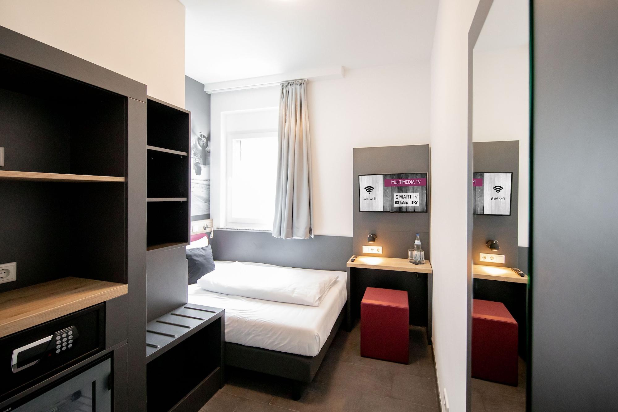 Smarty Cologne Dom Hotel - Boardinghouse - Kontaktloser Self Check-In Экстерьер фото